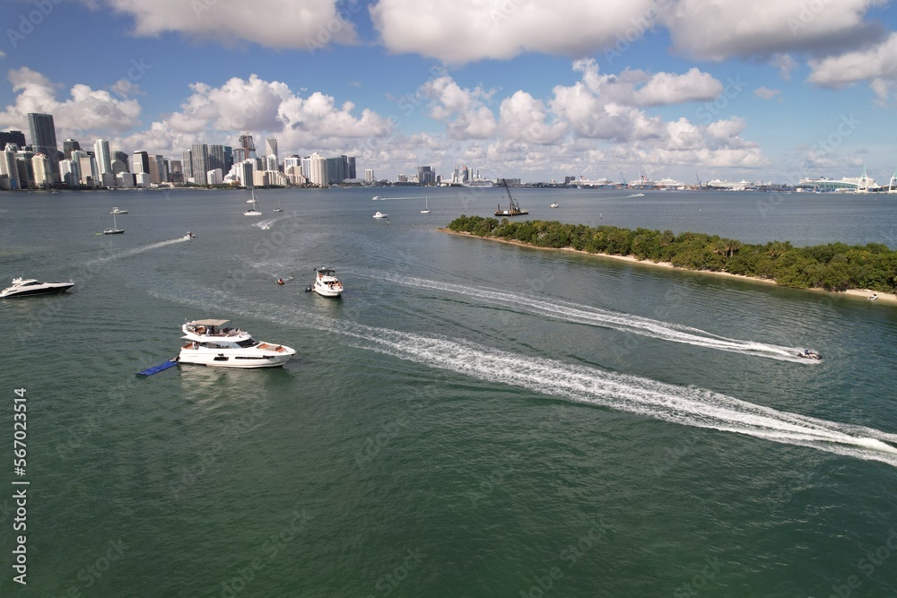 Obraz premium Photos with flyboard private luxury yachts jetski in Dubai