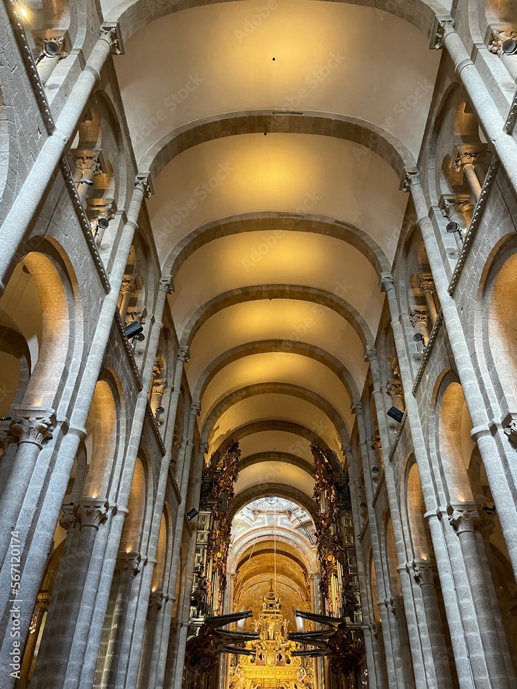 Interior de la Catedral De Santiago de Compostela en España