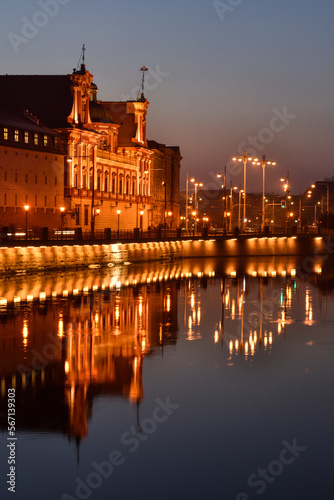 Obraz na płótnie Wrocław na Odrą. Budynek Ossolineum w salonie