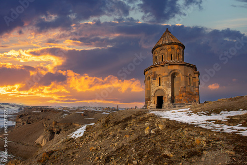 Obraz na płótnie Ani site of historical cities (Ani Harabeleri): first entry into Anatolia, an important trade route Silk Road in the Middle Agesand. St. Gregory Church in Ani Ruins. Kars,Turkey w salonie