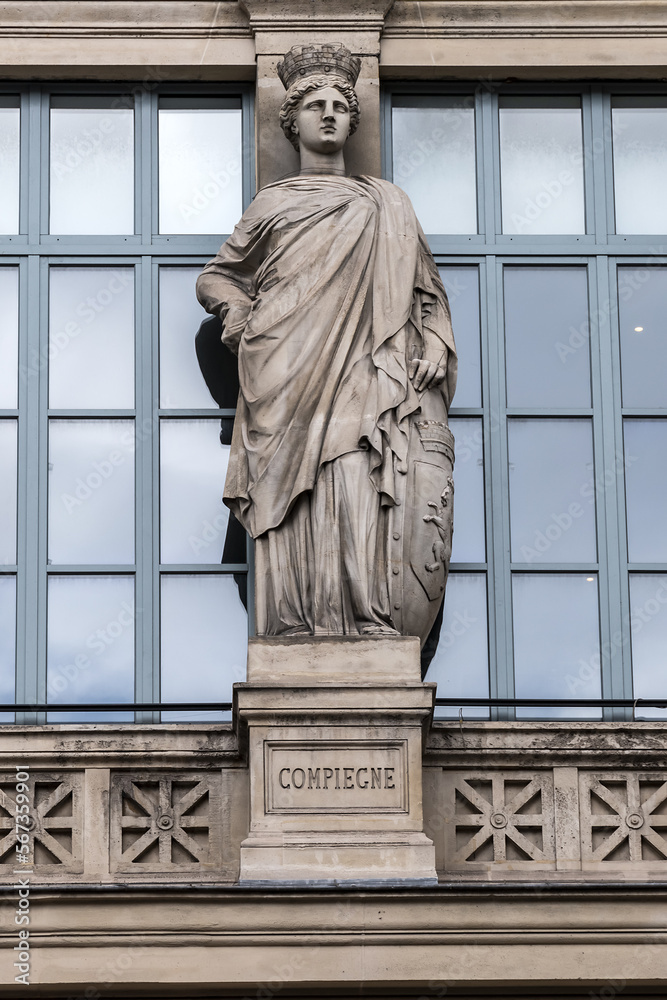 architectural-fragments-of-north-station-gare-du-nord-1864-one-of