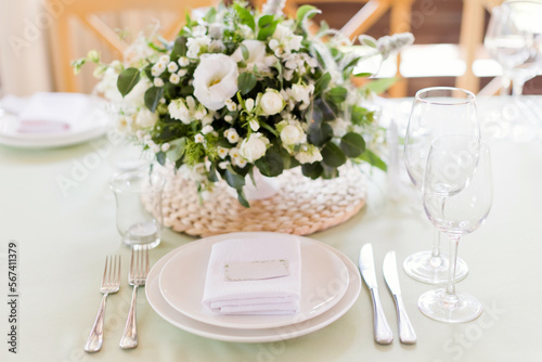 Table setting and flower composition