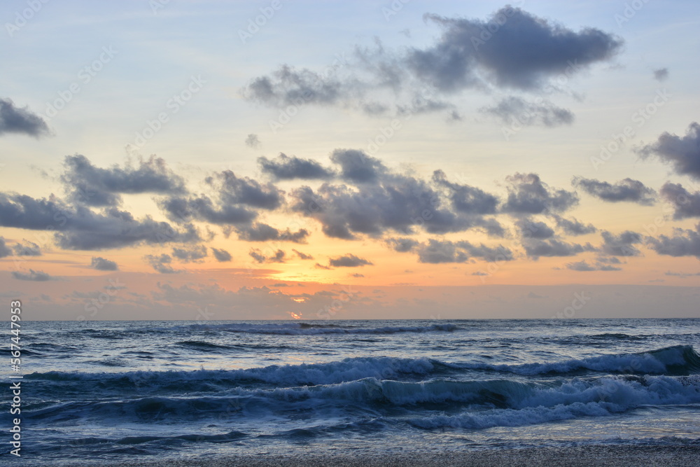 Fototapeta premium sunset over the sea