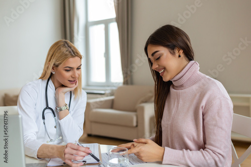 Photos Healthcare and medical concept - doctor with patient in hospital
