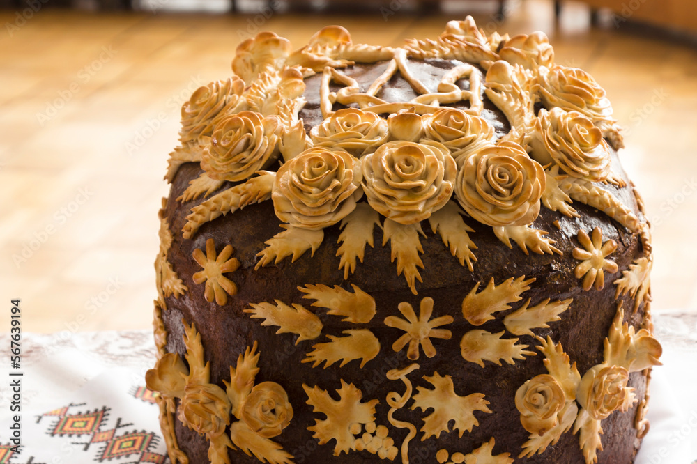 Obraz premium Ukrainian wedding loaf