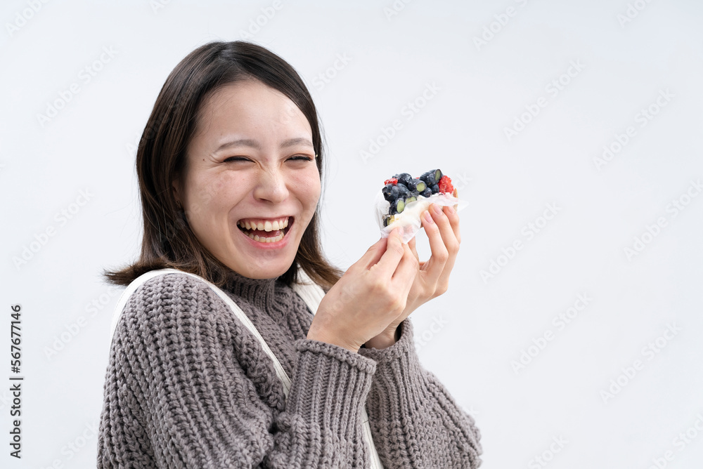 スイーツを食べる女性 スイーツを食べる女性