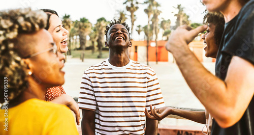 Photography Happy multicultural friends having fun outside - Trendy teenagers hanging out on