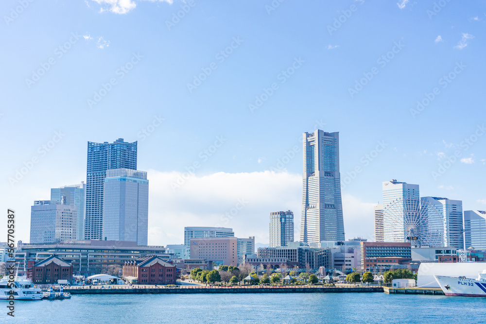 Fototapeta premium 神奈川県横浜市みなとみらいの都市風景