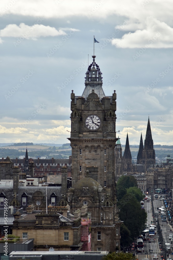 Fototapeta premium Aerial view of Edinburgh city centre with buildings and landmarks. 