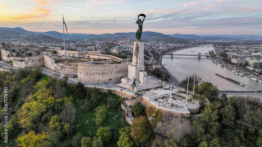 Fototapeta premium Freedom Statue Budapest