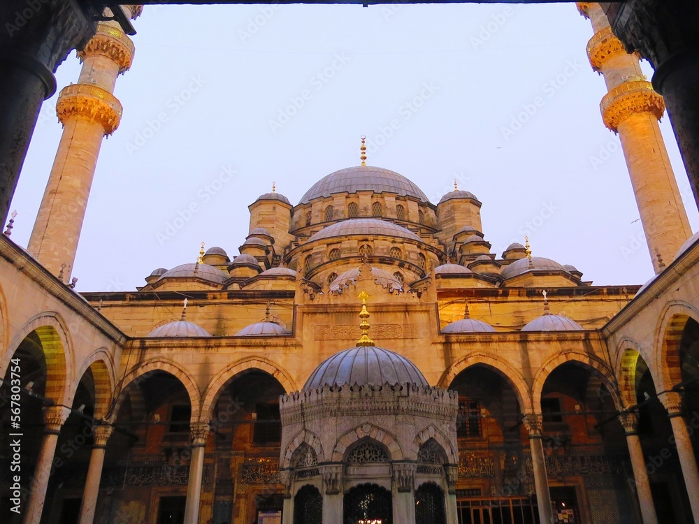 Fototapeta premium Neue Moschee in Istanbul
