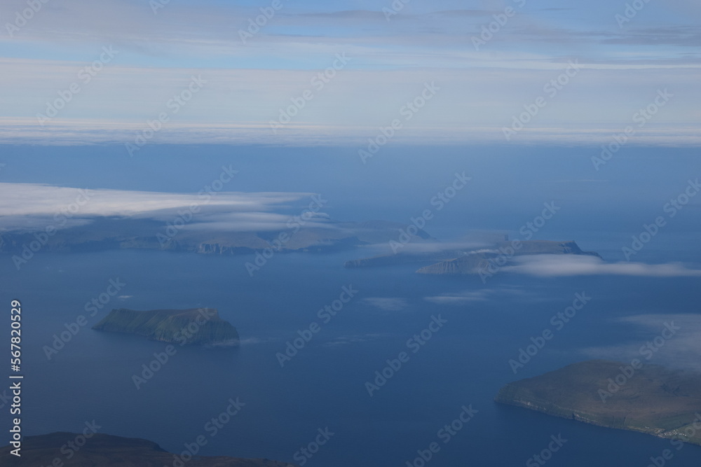 Die Färöer-Inseln aus der Luft