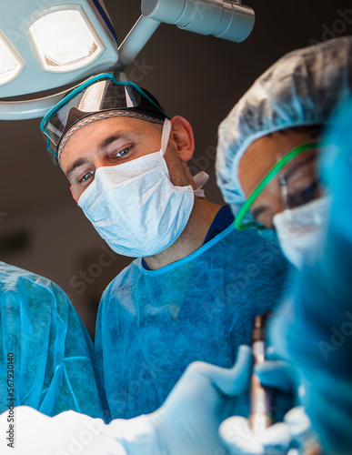Maxillofacial residents observing a procedure