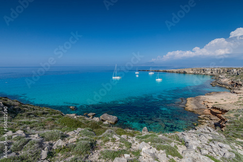Fototapeta Naklejka Na Ścianę i Meble -  Panoramic view of Cala Rossa bay, Favignana island IT