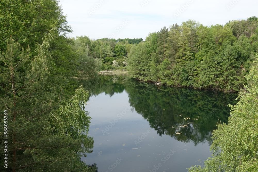 Vogelsberger See in den Dietesheimer Steinbruechen