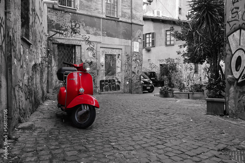 Fototapeta Naklejka Na Ścianę i Meble -  Ballad in the old streets of Rome, Italy