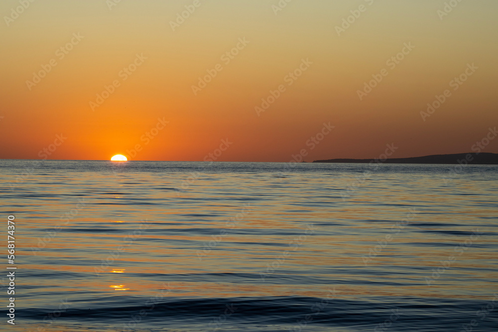 Fototapeta premium sunset in the sea