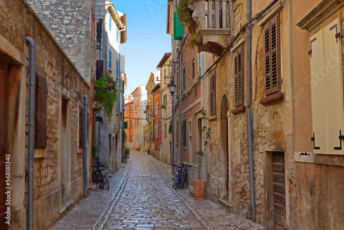 Fototapeta Naklejka Na Ścianę i Meble -  Streets of Rovinj with calm, colorful building facades, Istria, Rovinj is a tourist destination on Adriatic coast of Croatia