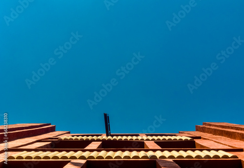 Canvastavla Nadir photography of building with view towards the sky