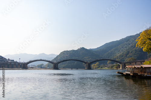 Wallpaper Mural 山口県岩国市を流れる錦川に架かる錦帯橋 Torontodigital.ca