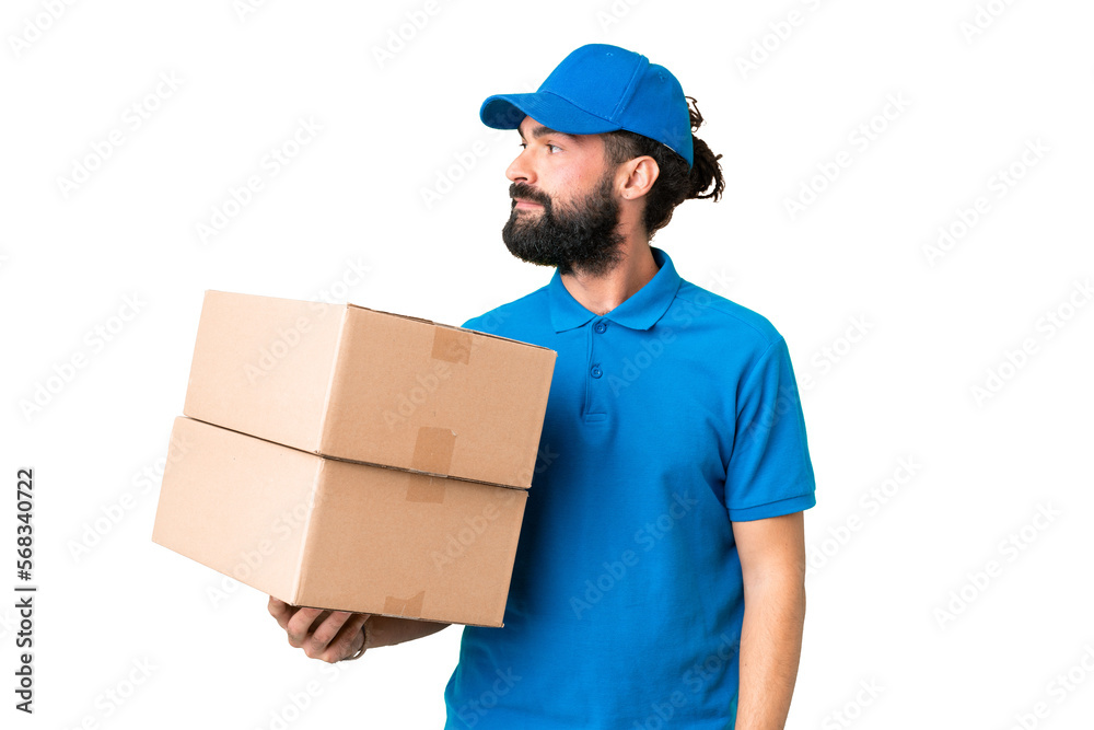 Delivery caucasian man over isolated chroma key background looking to the side Delivery caucasian man over isolated chroma key background looking to the side