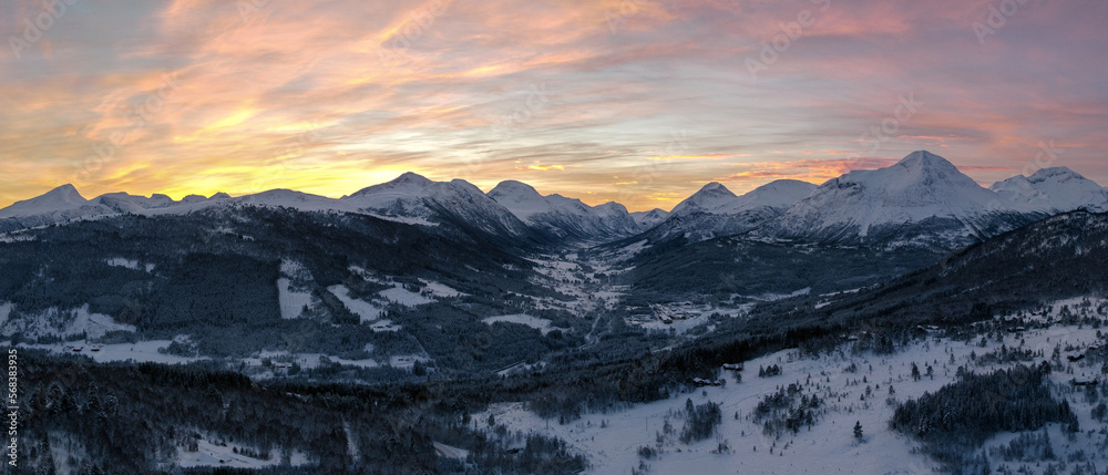 Sunnmørsalpene Sunnmørsalpene