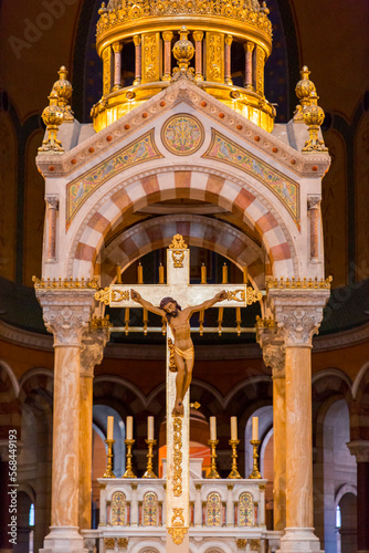 Cathedrale Sainte-Marie-Maj...