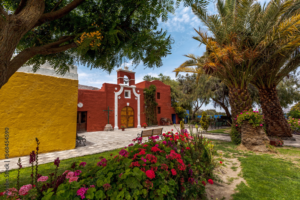 Φωτογραφία House of the founder, Colonial farm dating from the year 1500, headquarters of the founder of Arequipa, with period rooms and a chapel