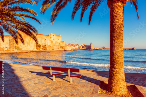 Obraz na płótnie View on Collioure, a coastal village in the southwest of France, near the city of Perpignan and close to the border with Spain w salonie