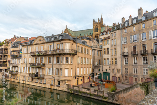 Metz Mossele , França A cidade de Metz com as suas belas Catedrais Igrejas e templos , Banhadas pelo rio Mossele