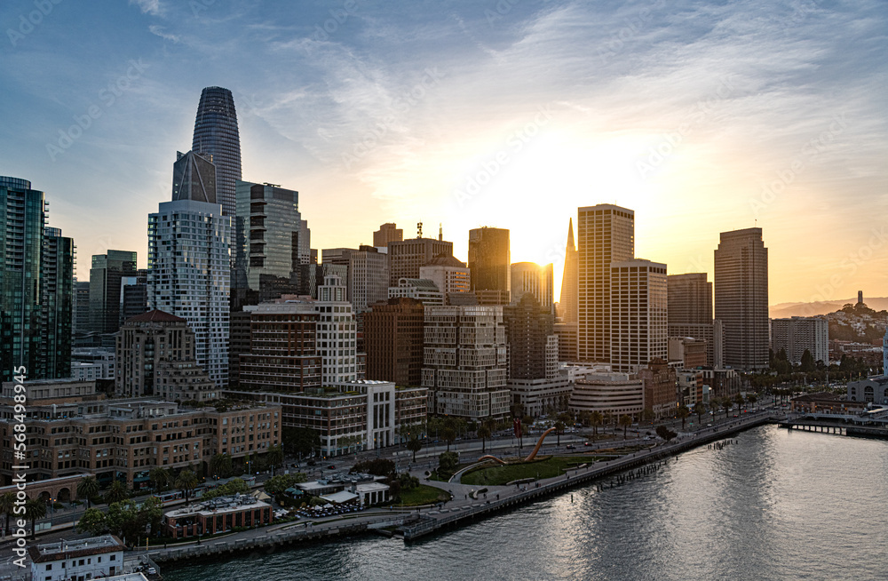 Obraz premium San Francisco Downtown at sunset