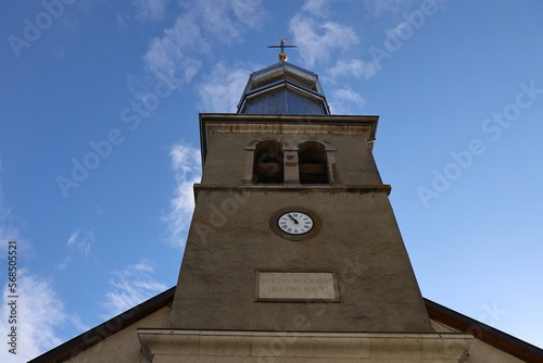 L'église Saint Pancrace, vue de l'extérieur, village de Yvoire, département de Haute Savoie, France photo