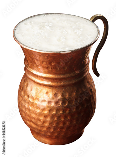 Ayran in Kupferbecher