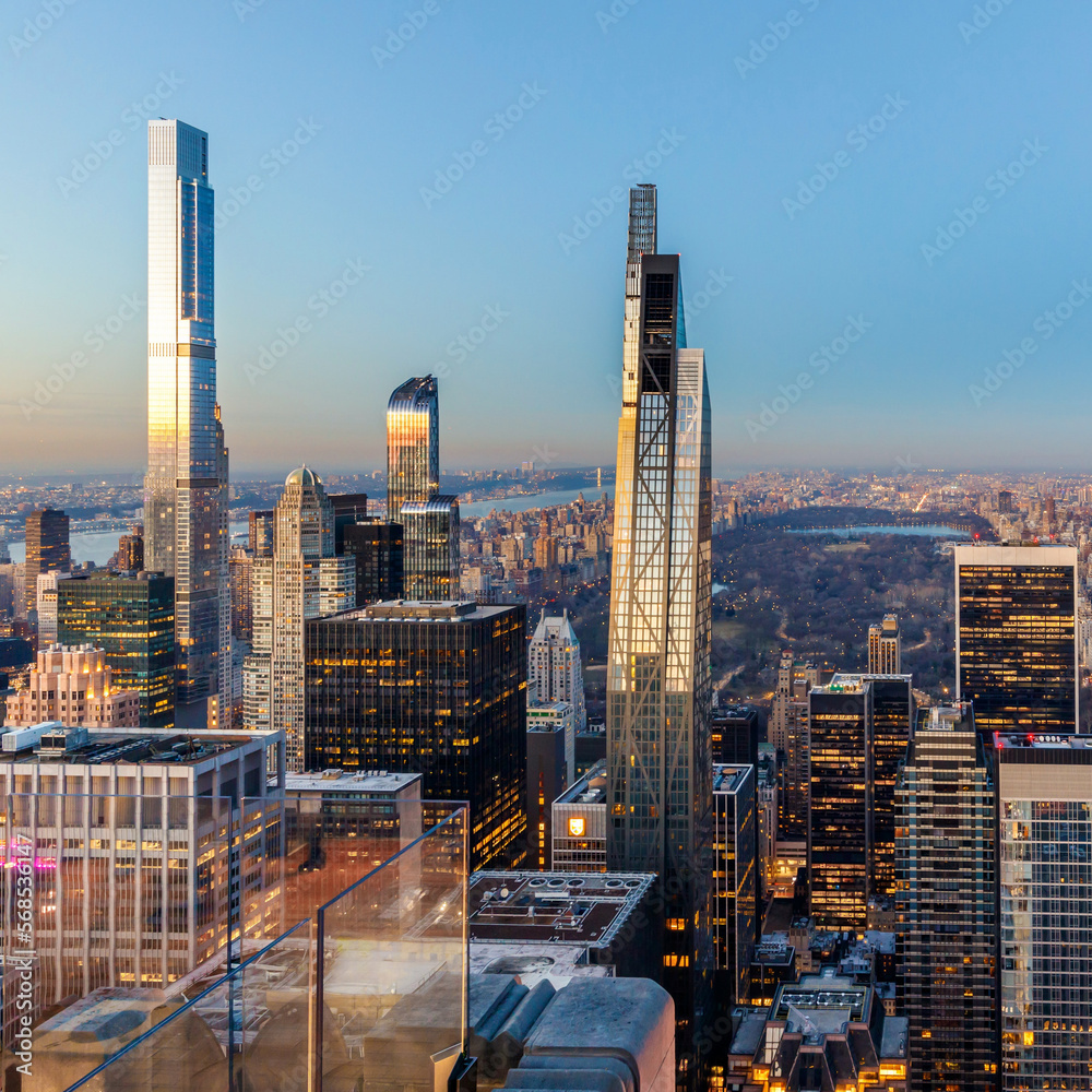 Obraz premium New York City at Sunset 53 West 53rd Street and Central Park Tower.