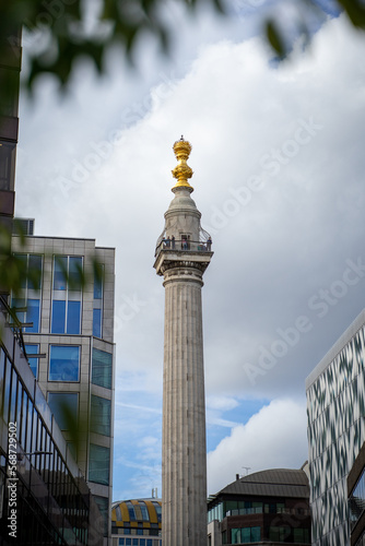 London England Queen Underground 