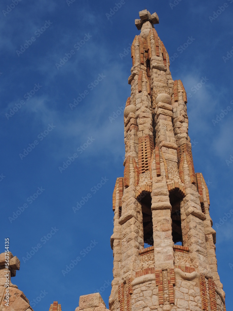 Vista de la torre del santuario de Novelda, Alicante