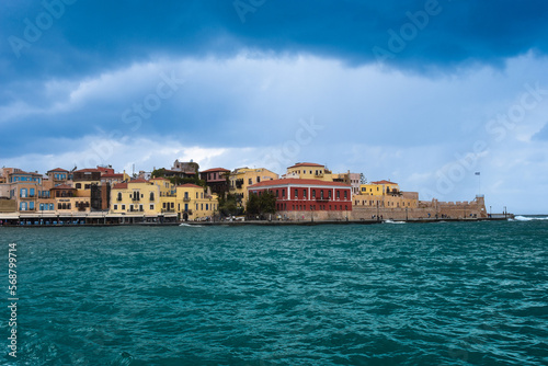 Fototapeta Naklejka Na Ścianę i Meble -  Alter venezianischer Hafen von Chania, Kreta