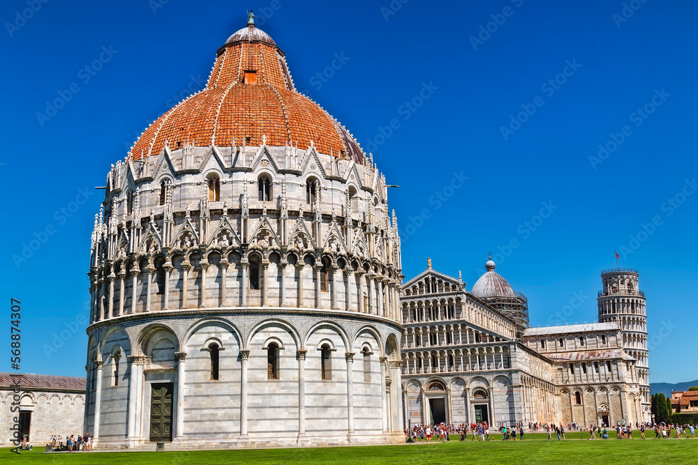 Pisa Cathedral Complex, (Piazza del Duomo) and Leaning Tower of Pisa, outstanding medieval Christian architecture