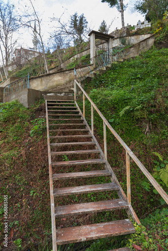 Old stairway goes up to the Soguksu Mahallesi Orta Camii