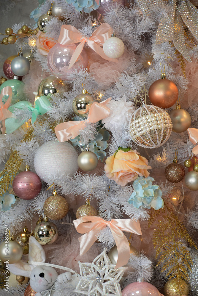 Fototapeta premium Christmas toys on the tree