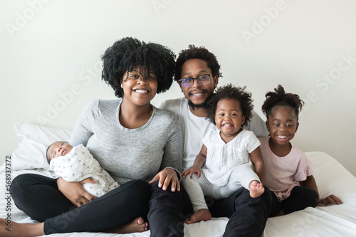 Posed family of five portrait photo