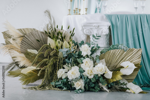 Bouquet wedding table decoration interior photo
