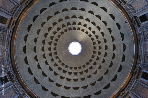 Cupola Pantheon Roma photo