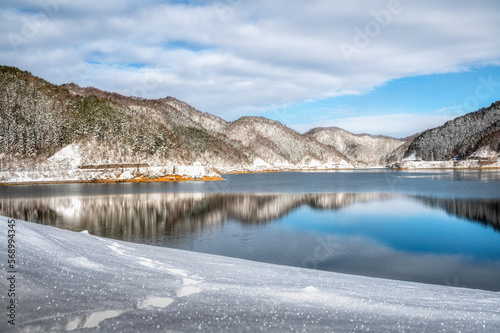 福島県下郷町 大内ダムの雪景色