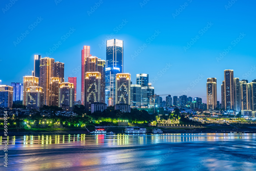 Obraz premium Night view of Jiangbeizui CBD in Chongqing, China