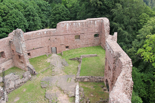 Obraz na płótnie The ruin of the Castle of Wagenbourg Engenthal Alsace France w salonie