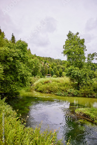 AM FLUSS

