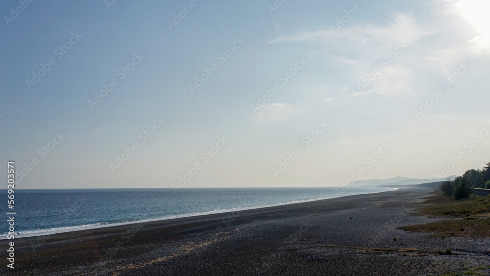 日本一長い砂礫海岸、日本の三重県の「七里御浜」