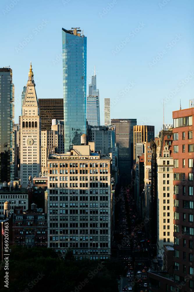 Fototapeta premium new york city buildings on clear day with blue skies