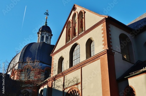 Würzburg, Neumünster, Querschiff und Kuppel photo